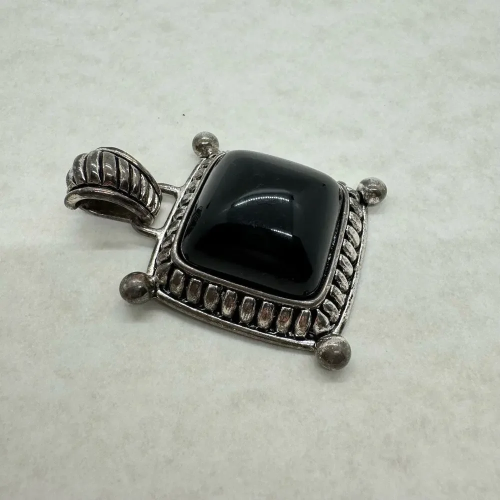 Vintage Premier Designs Silver Tone Black Stone Pendant Chain Necklace Stamped